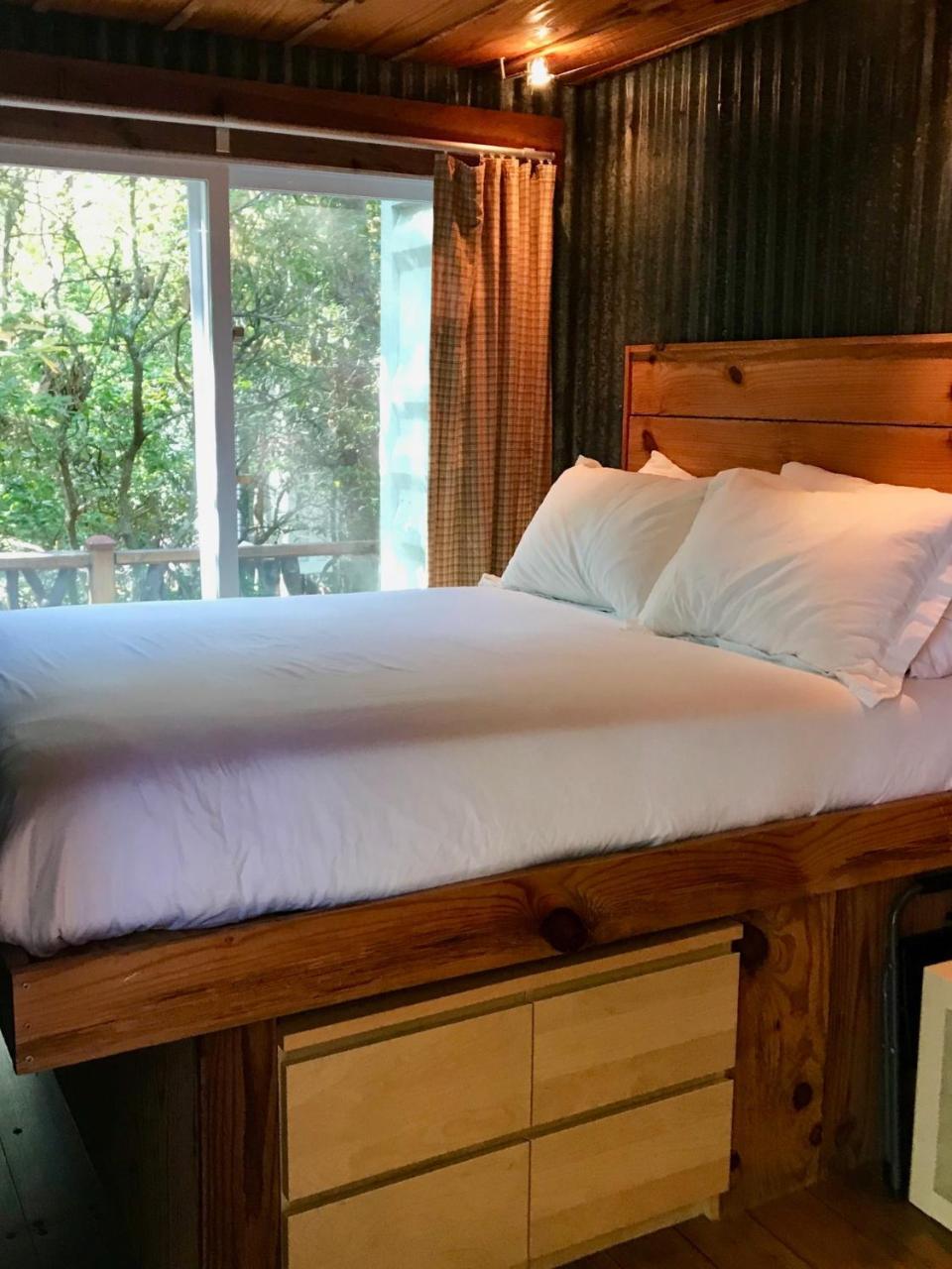 Barefoot Hills Hotel Далонега Екстериор снимка