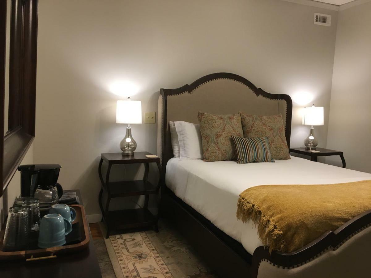 Barefoot Hills Hotel Далонега Екстериор снимка